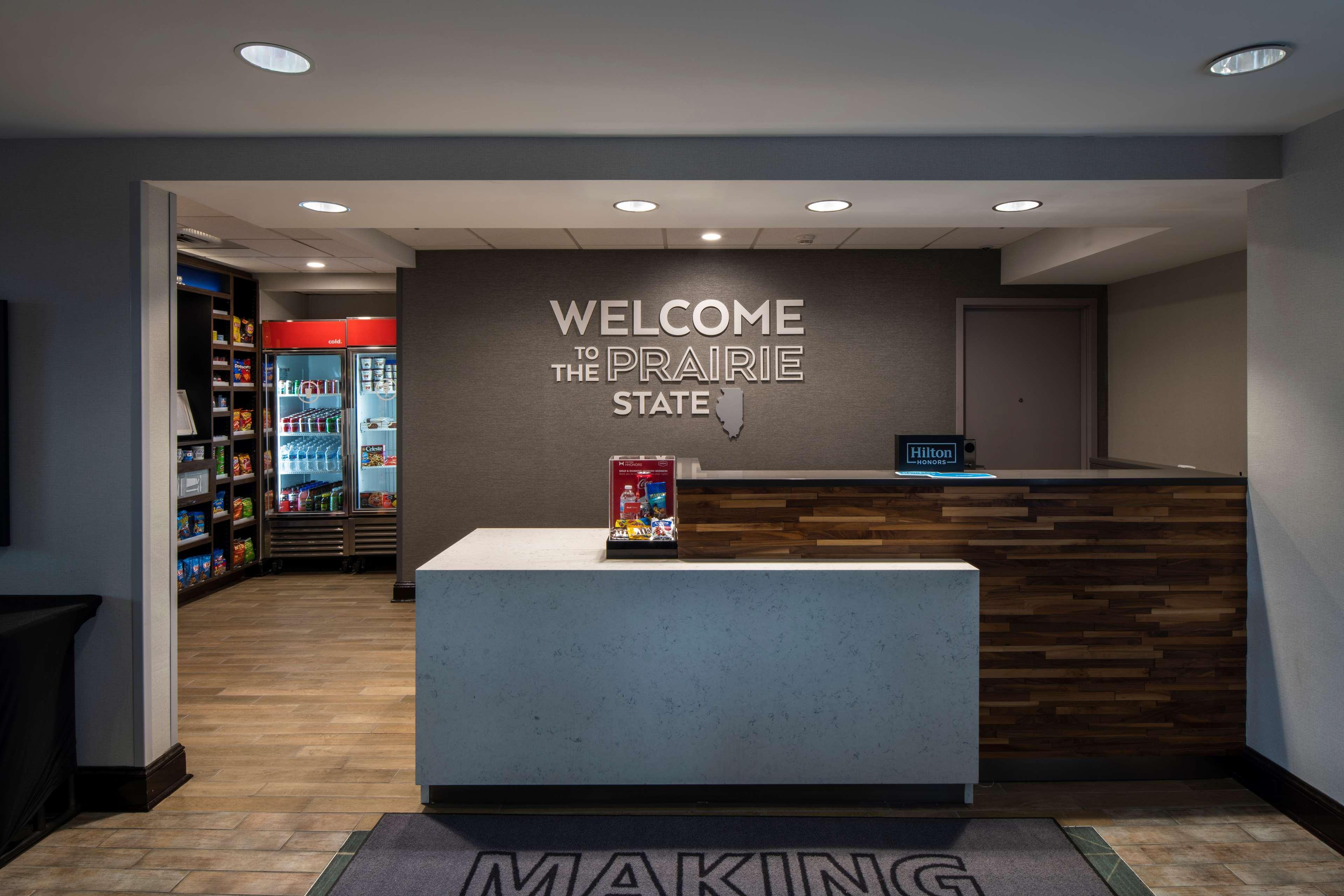 Hampton Inn & Suites Лінкольншир Екстер'єр фото