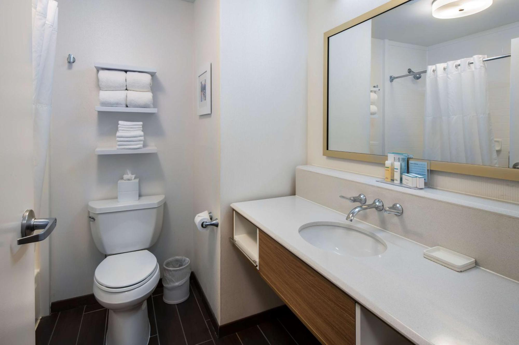 Hampton Inn & Suites Лінкольншир Екстер'єр фото